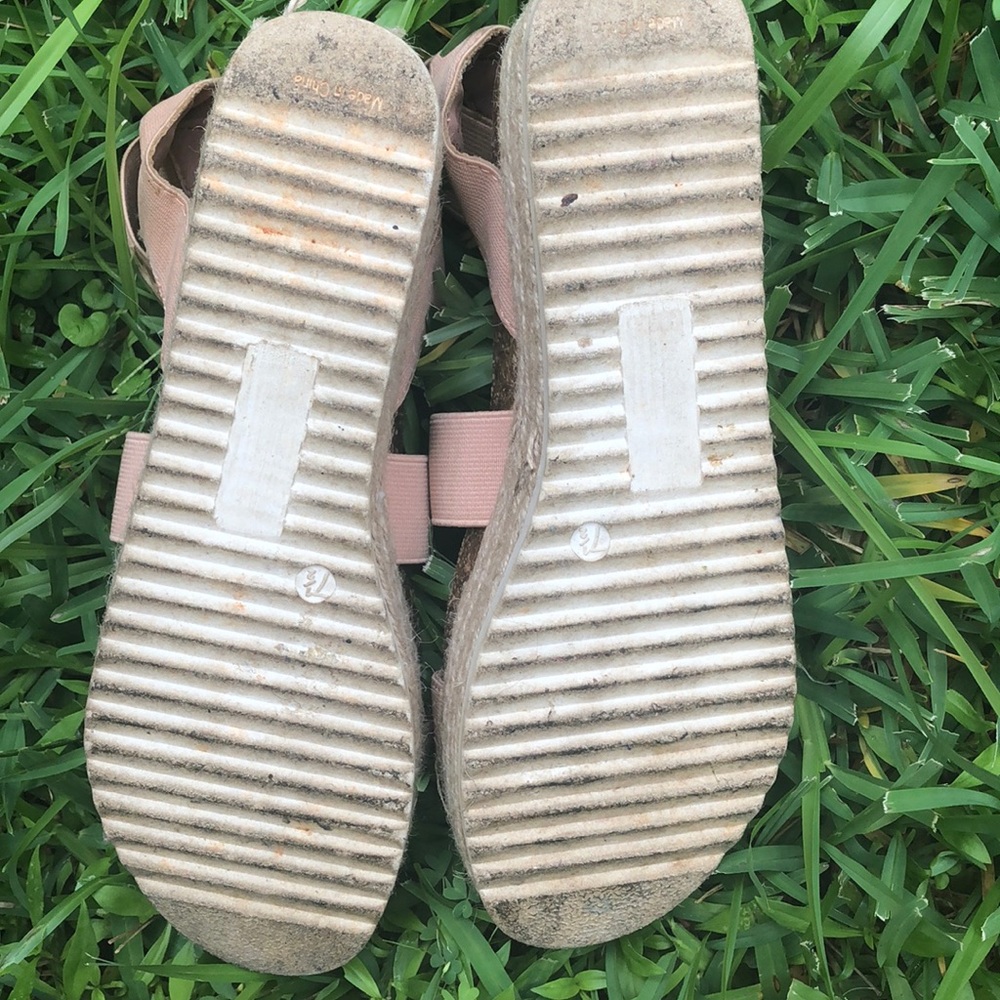 Platform sandles - Picture 3 of 3